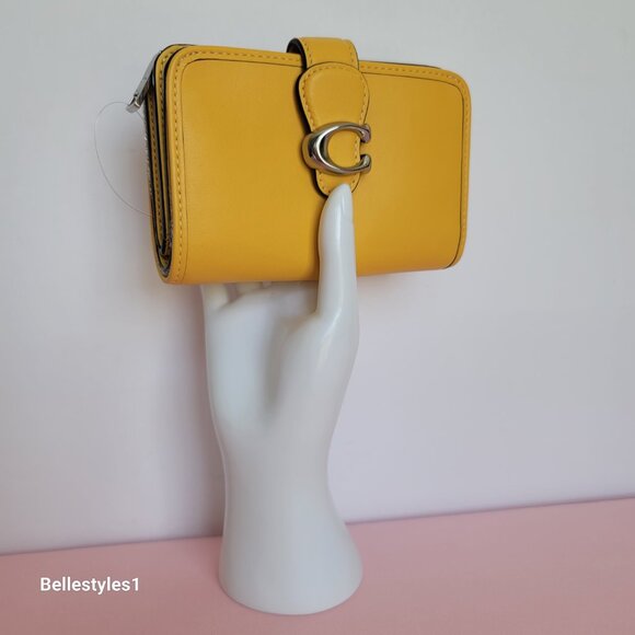 COACH Tabby Smooth Leather Medium Bifold Wallet – Canary color - Picture 2 of 16